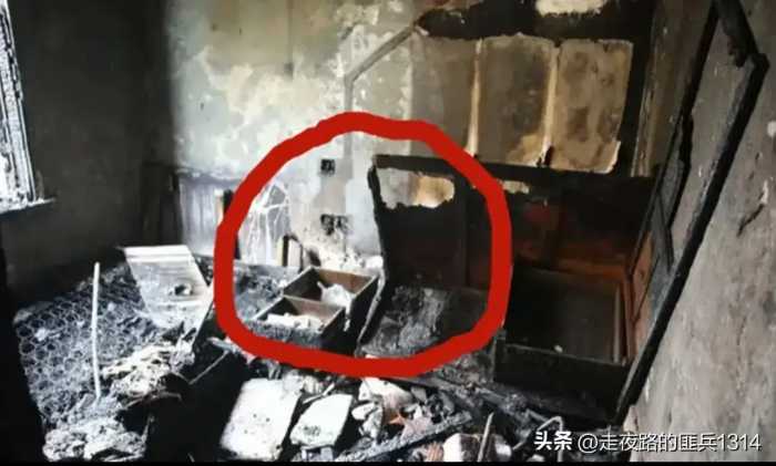 南京失火后，居民受损，回家查看，曝出楼内照片，让人心头一紧