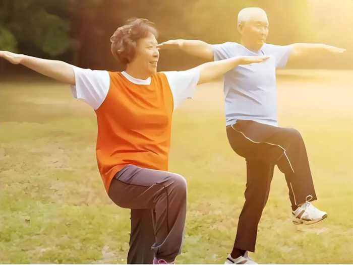 年龄越大越要少锻炼？医生强调：尤其这3种运动，做多了是在减寿